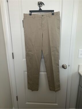 Savane Men's Geo Khakis Pants in Light Khaki